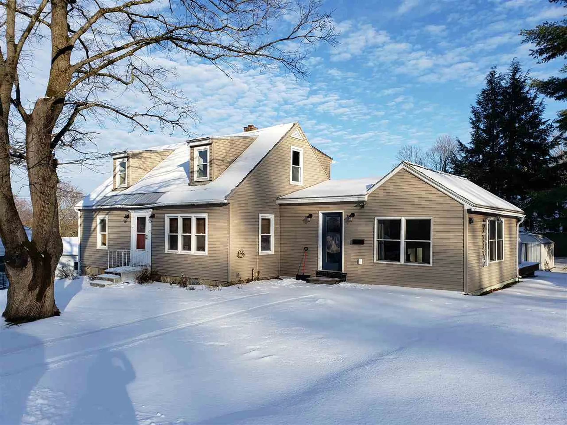 22 Stone Avenue Claremont NH 03743