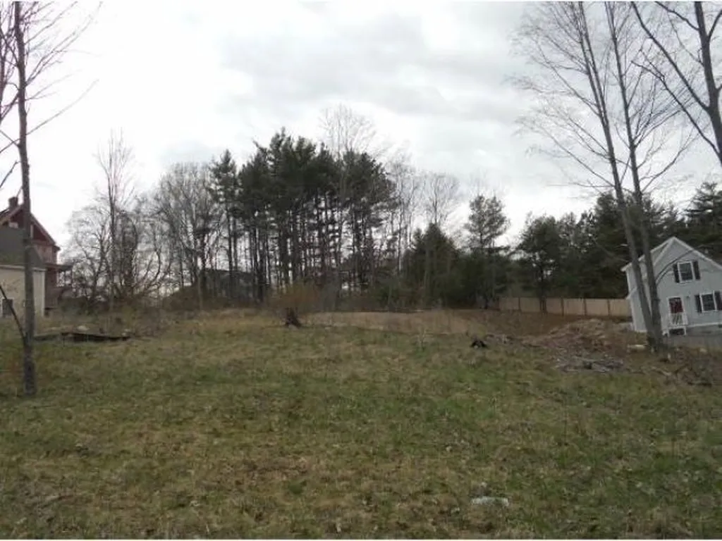 56 Winter Street Somersworth NH 03878
