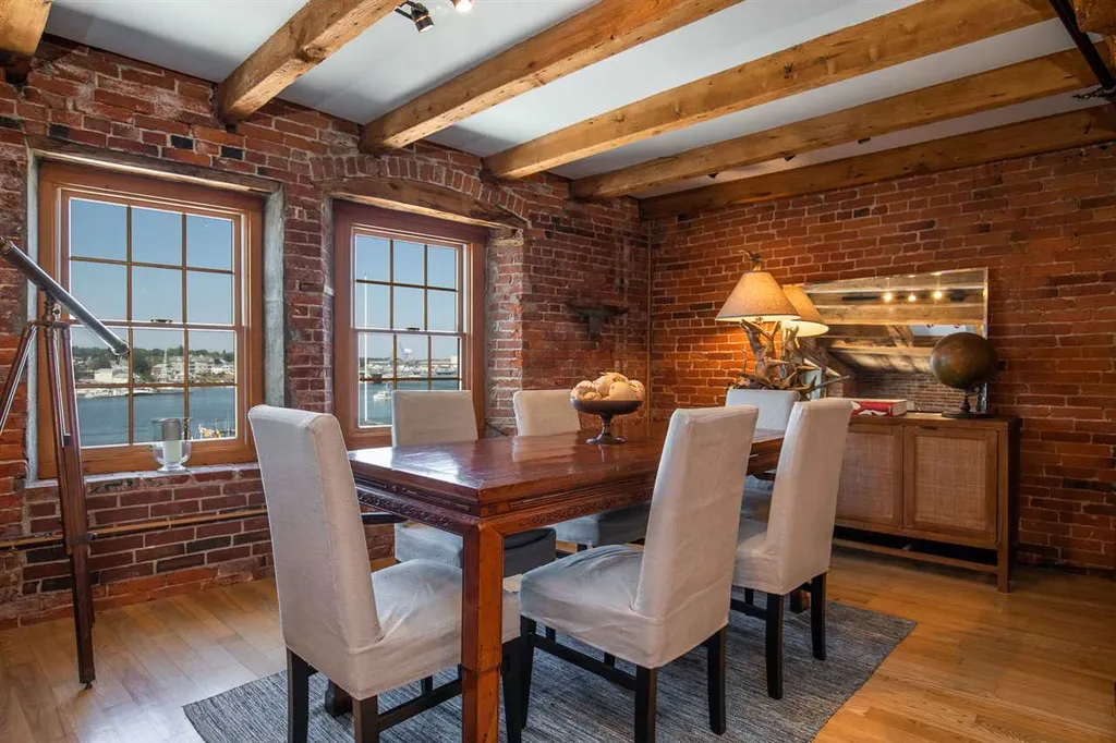 129 Market Street Portsmouth NH 03801