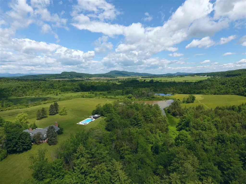 736 Tulley Road Cornwall VT 05753