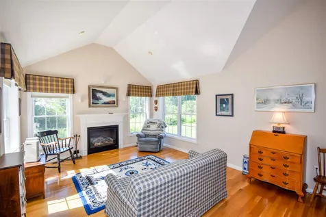 61 Augusta Way Dover NH 03820