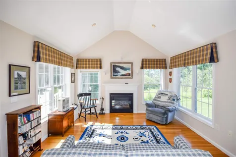 61 Augusta Way Dover NH 03820