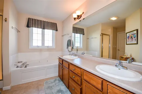 61 Augusta Way Dover NH 03820