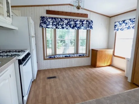 591 Battle Street Webster NH 03303