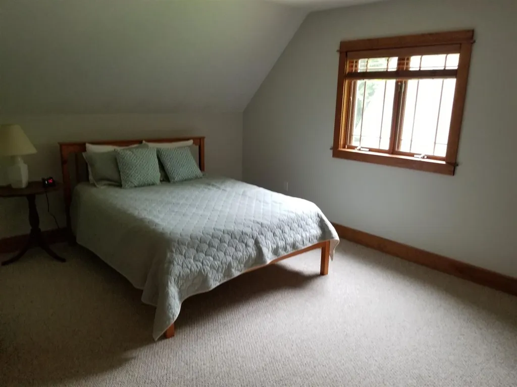 12 Spruce Road Wolfeboro NH 03894
