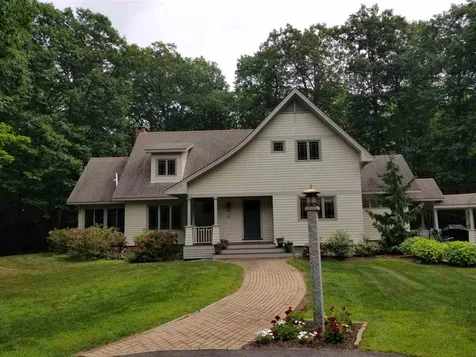 12 Spruce Road Wolfeboro NH 03894