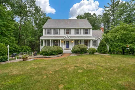 22 Briarwood Drive Salem NH 03079