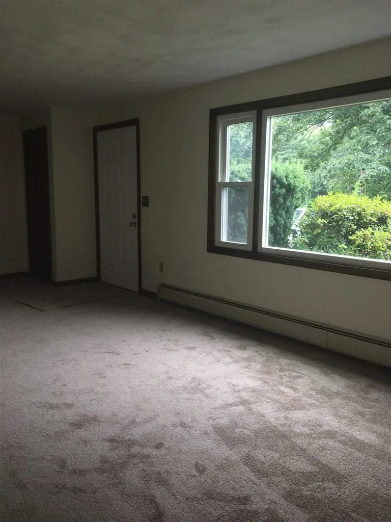 9l Aka 9b Susan Drive Derry NH 03038