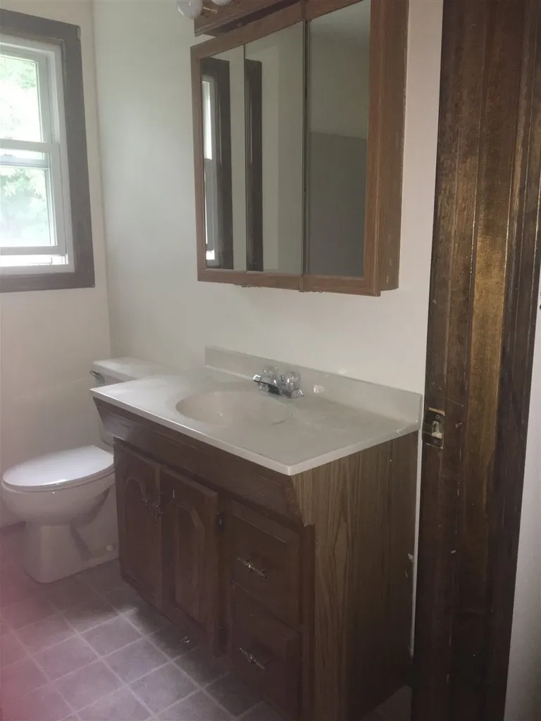 9l Aka 9b Susan Drive Derry NH 03038