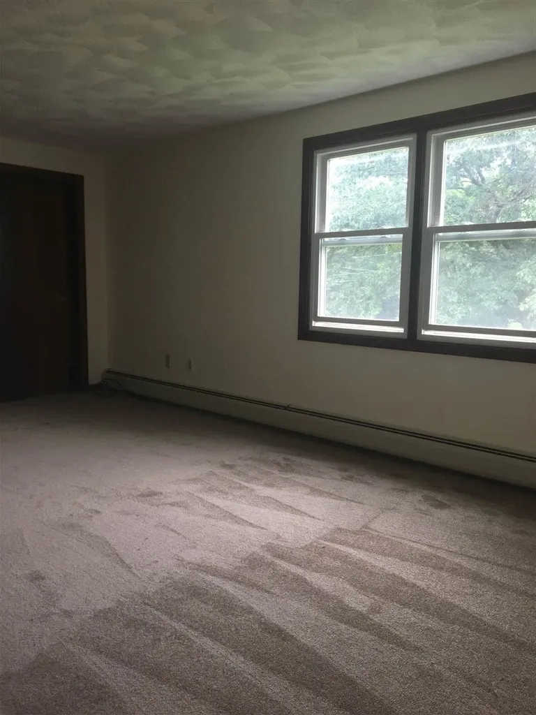 9l Aka 9b Susan Drive Derry NH 03038