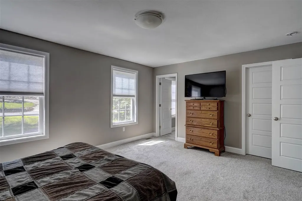 160 Range Road Windham NH 03087