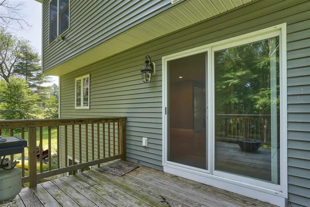 160 Range Road Windham NH 03087