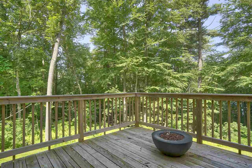 160 Range Road Windham NH 03087