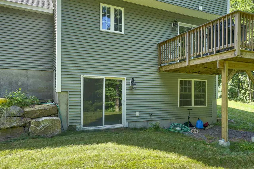 160 Range Road Windham NH 03087