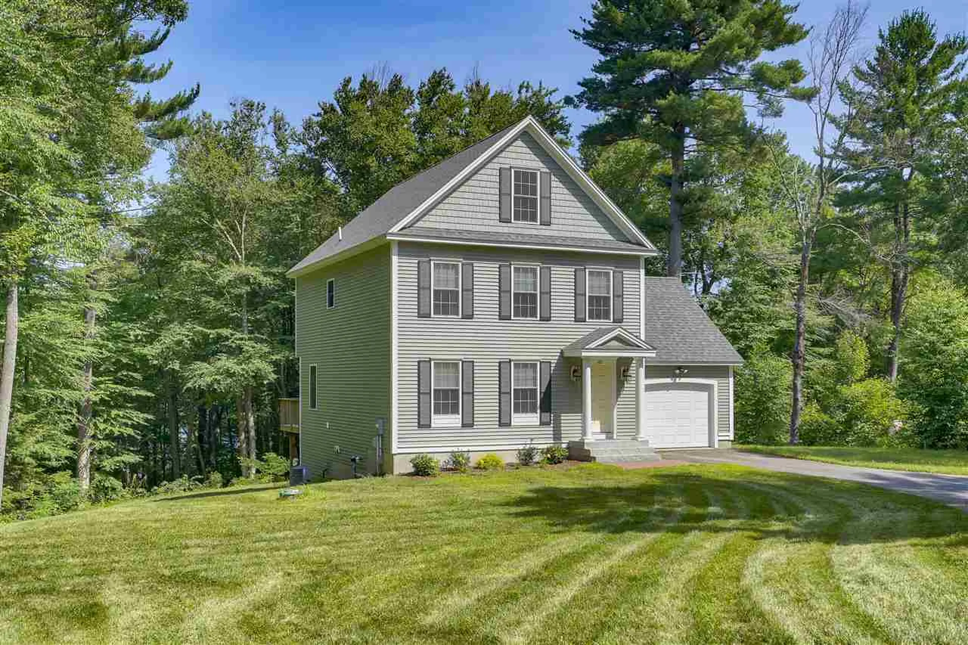 160 Range Road Windham NH 03087