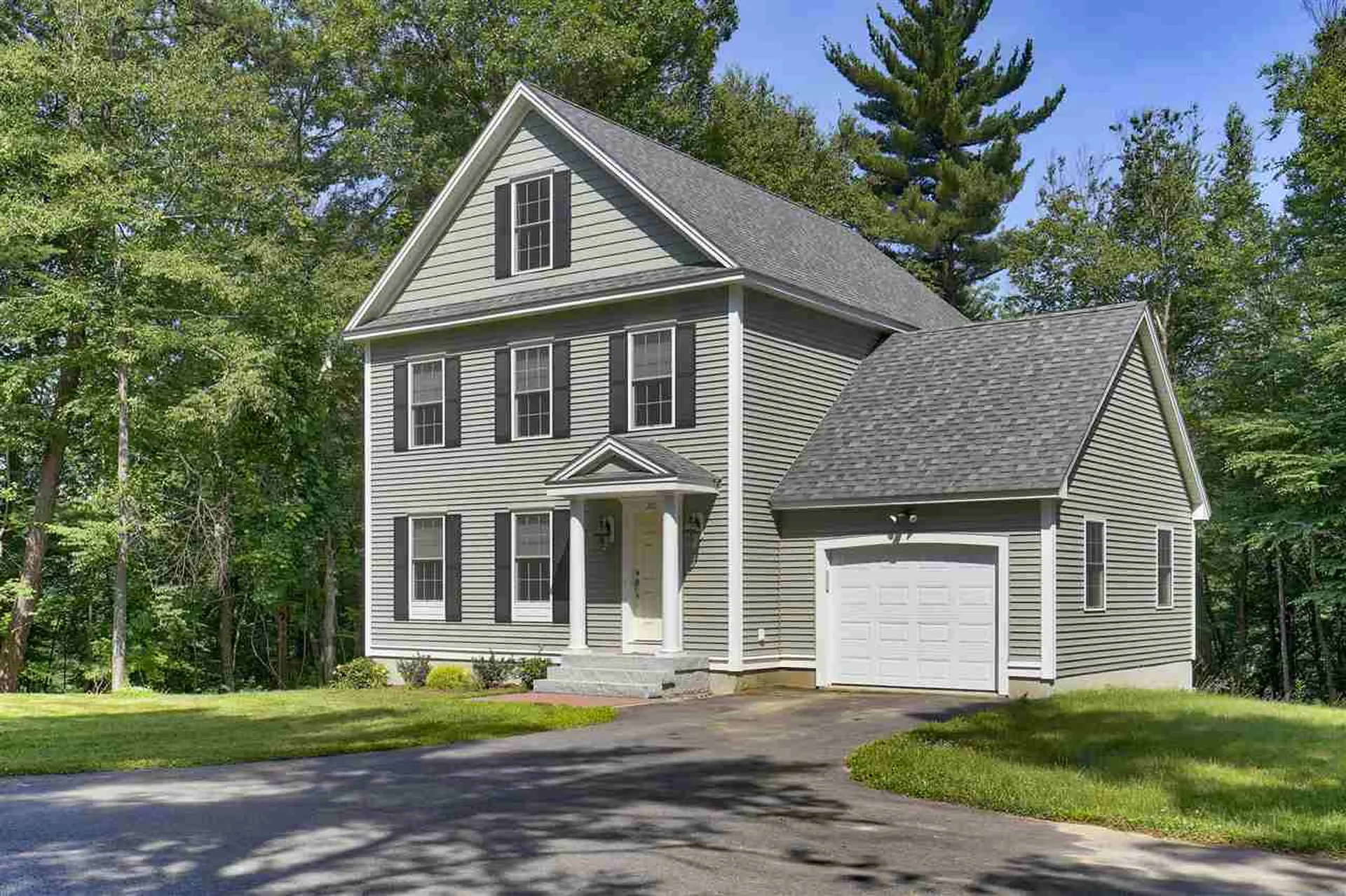 160 Range Road Windham NH 03087