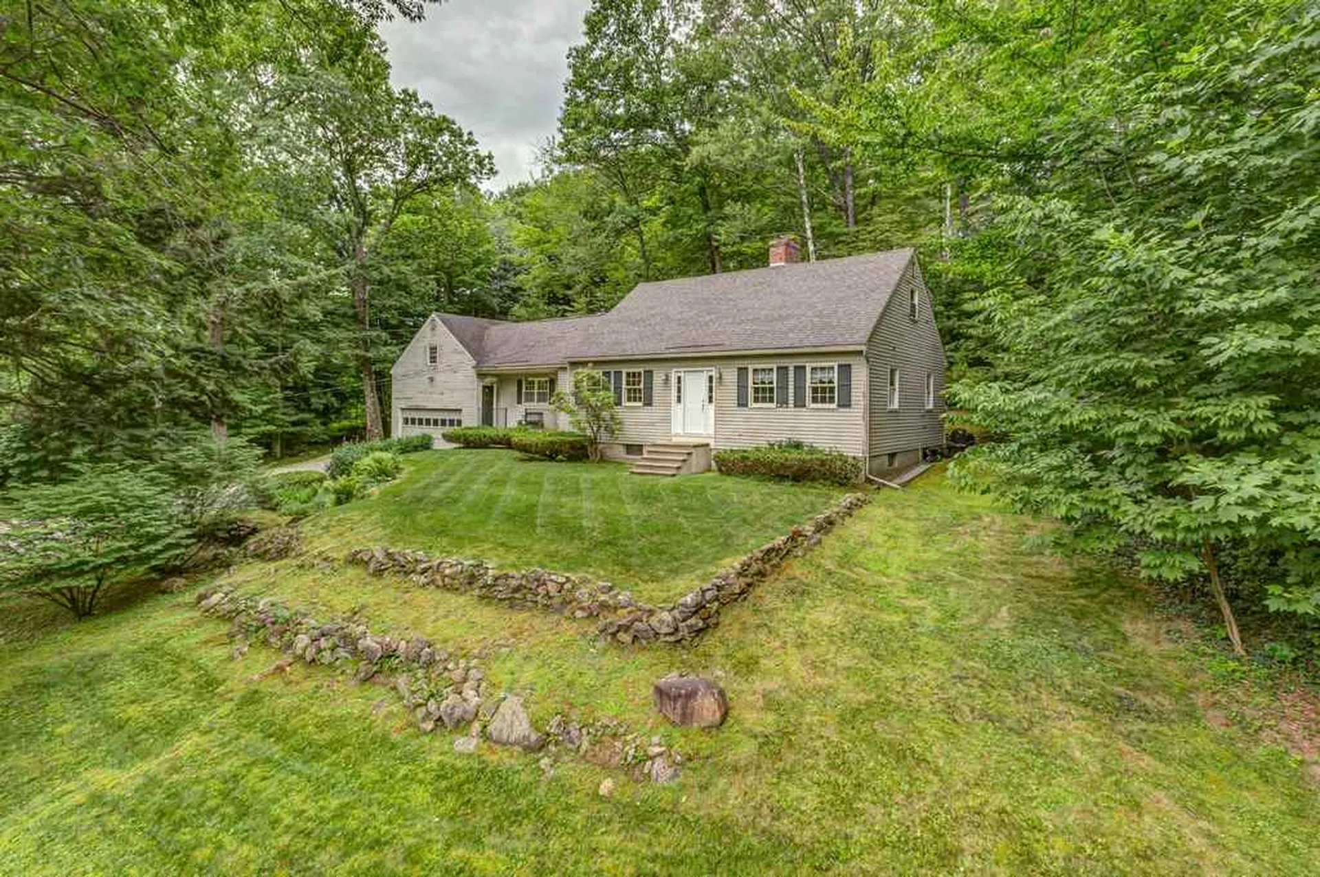 16 E Hill Road Peterborough NH 03458