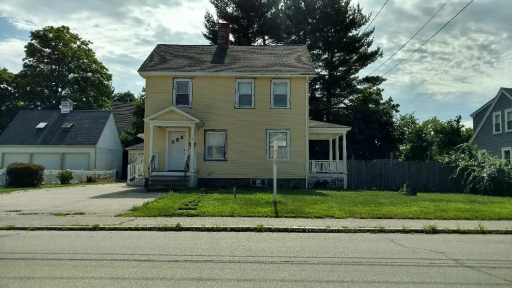 8 West Street Milford NH 03055