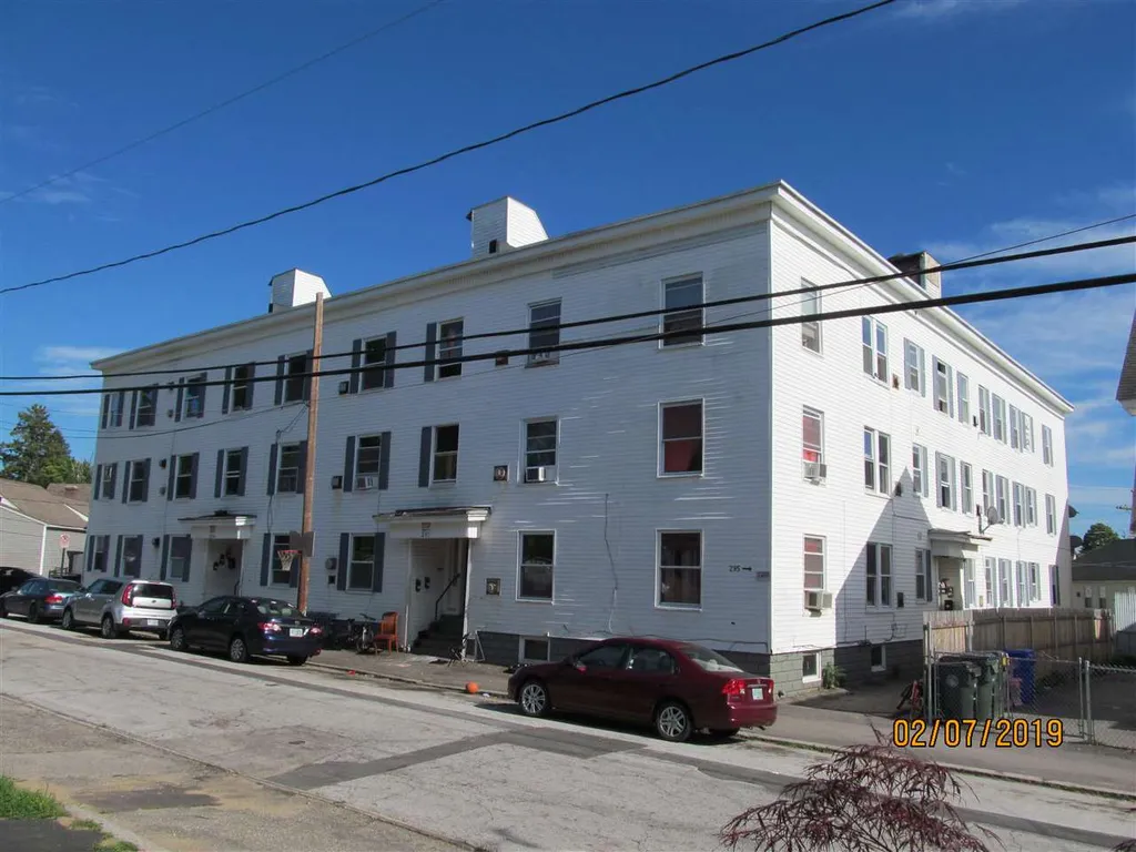 297 Concord Street Manchester NH 03104