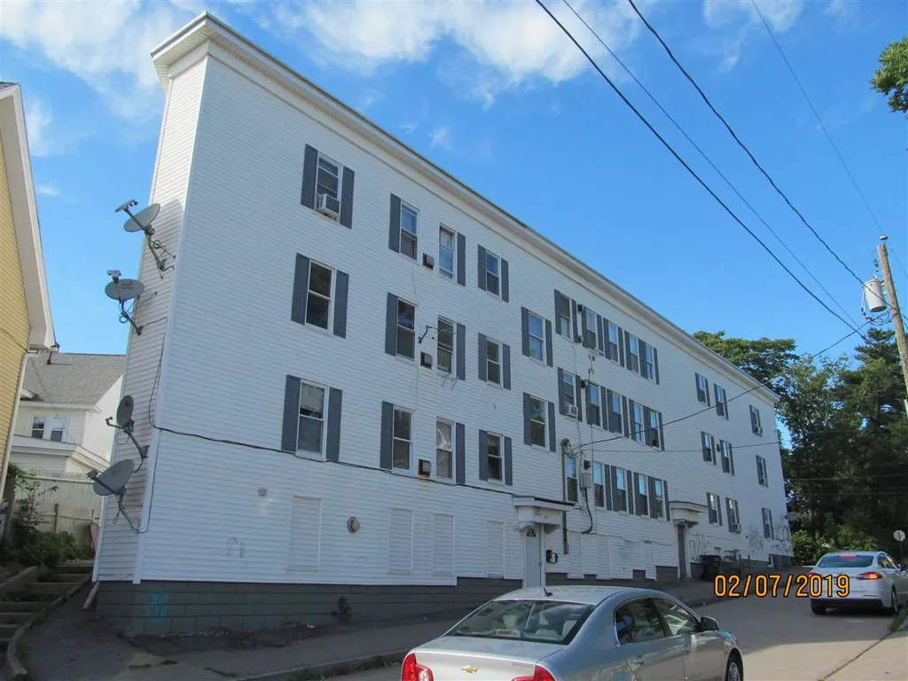 297 Concord Street Manchester NH 03104