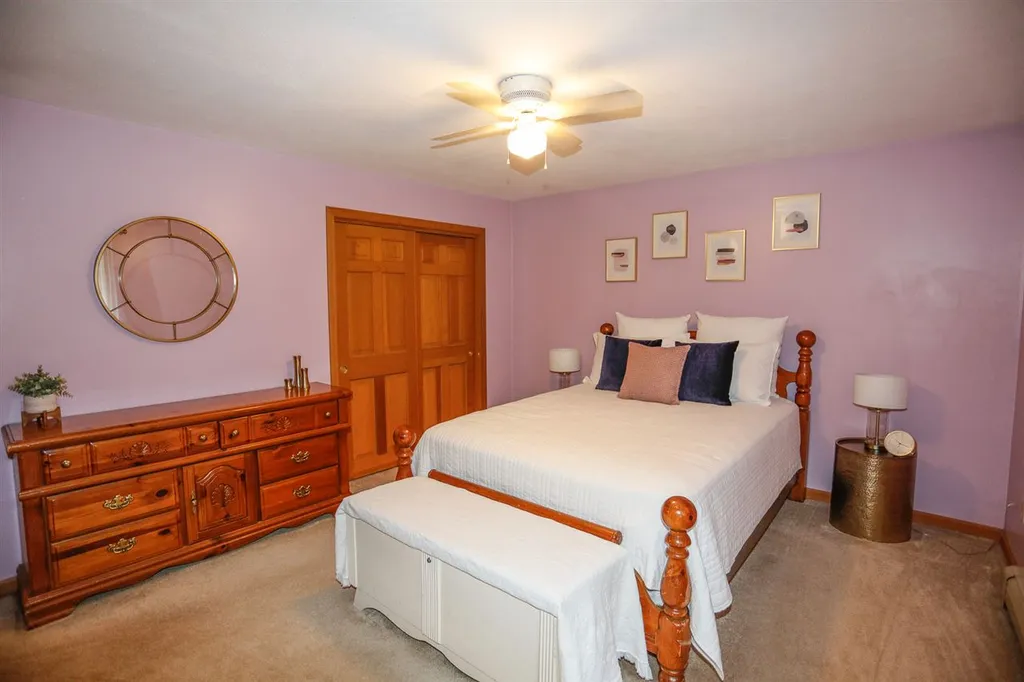 40 Joanne Drive Hooksett NH 03106