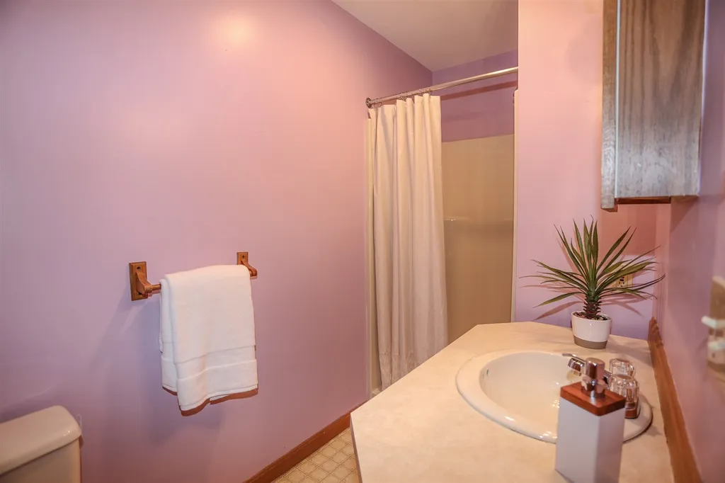 40 Joanne Drive Hooksett NH 03106