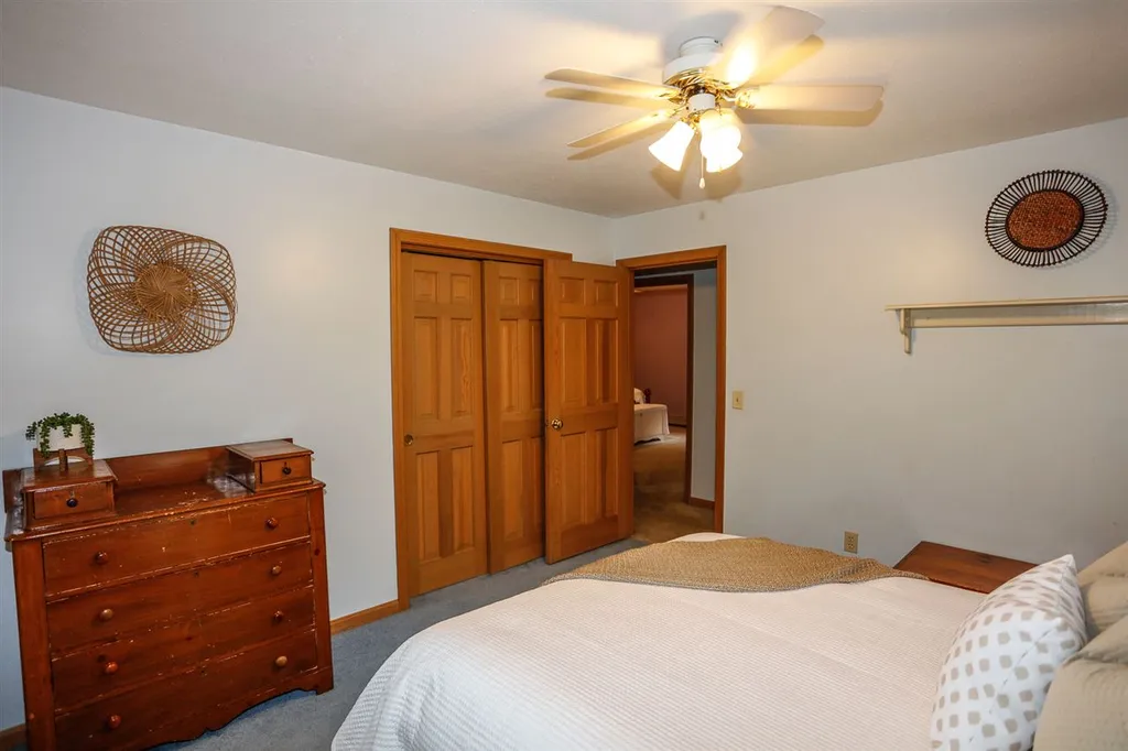 40 Joanne Drive Hooksett NH 03106