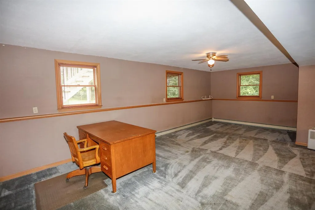 40 Joanne Drive Hooksett NH 03106
