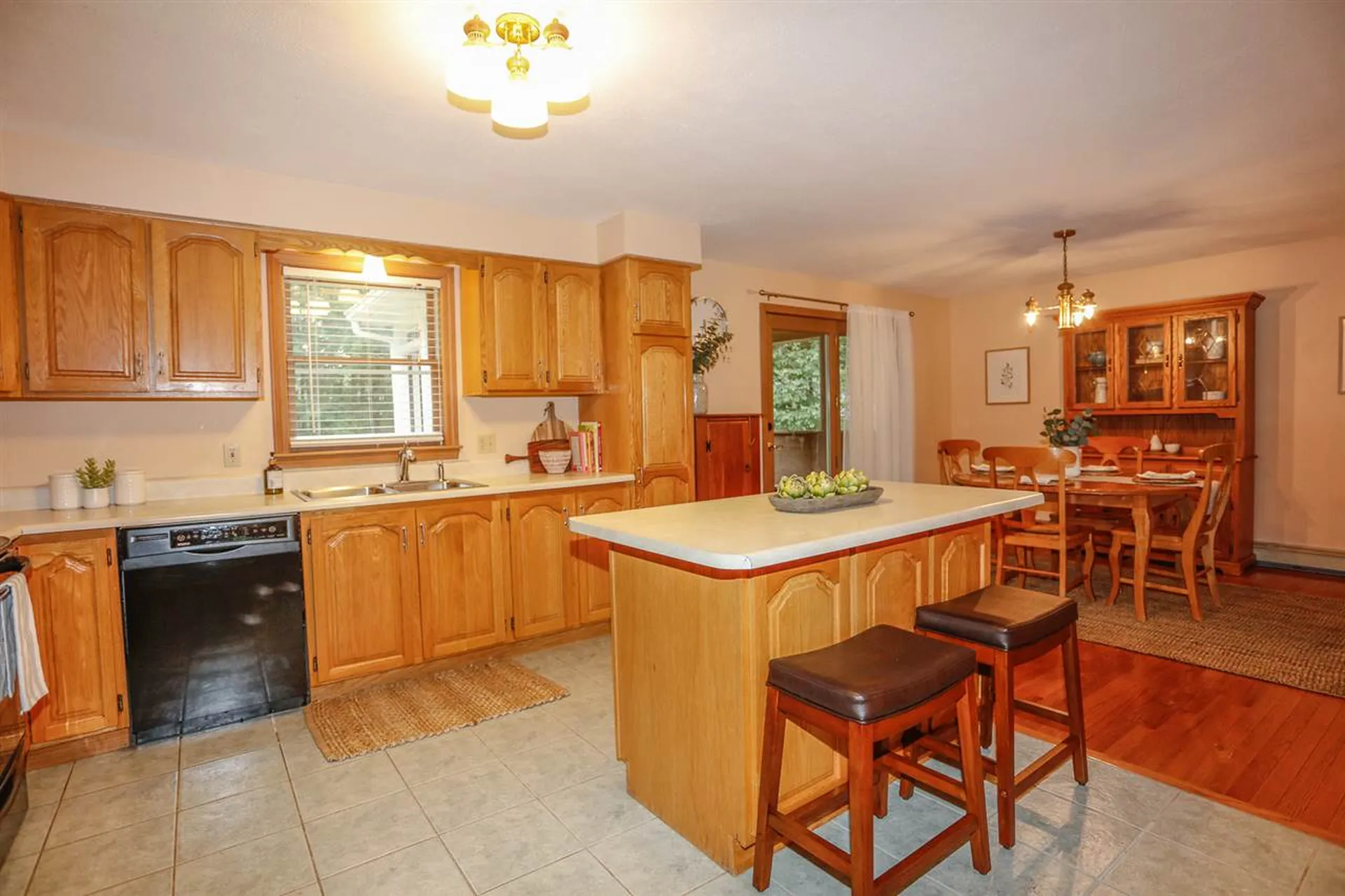 40 Joanne Drive Hooksett NH 03106
