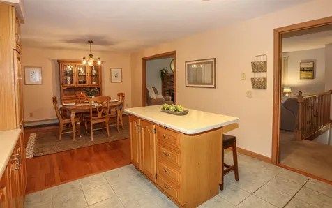 40 Joanne Drive Hooksett NH 03106
