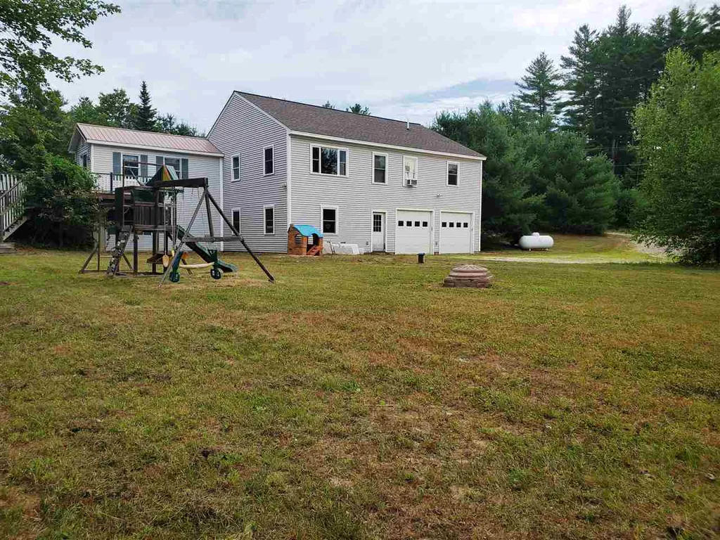 209 Twin Bridge Road Weare NH 03281