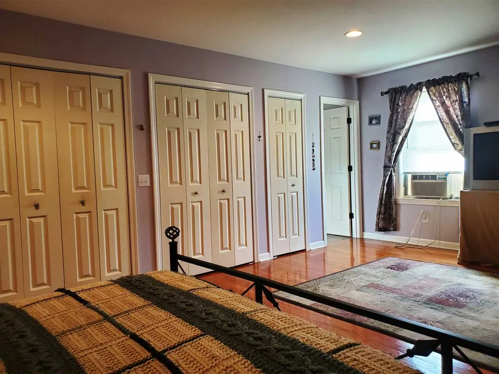 209 Twin Bridge Road Weare NH 03281