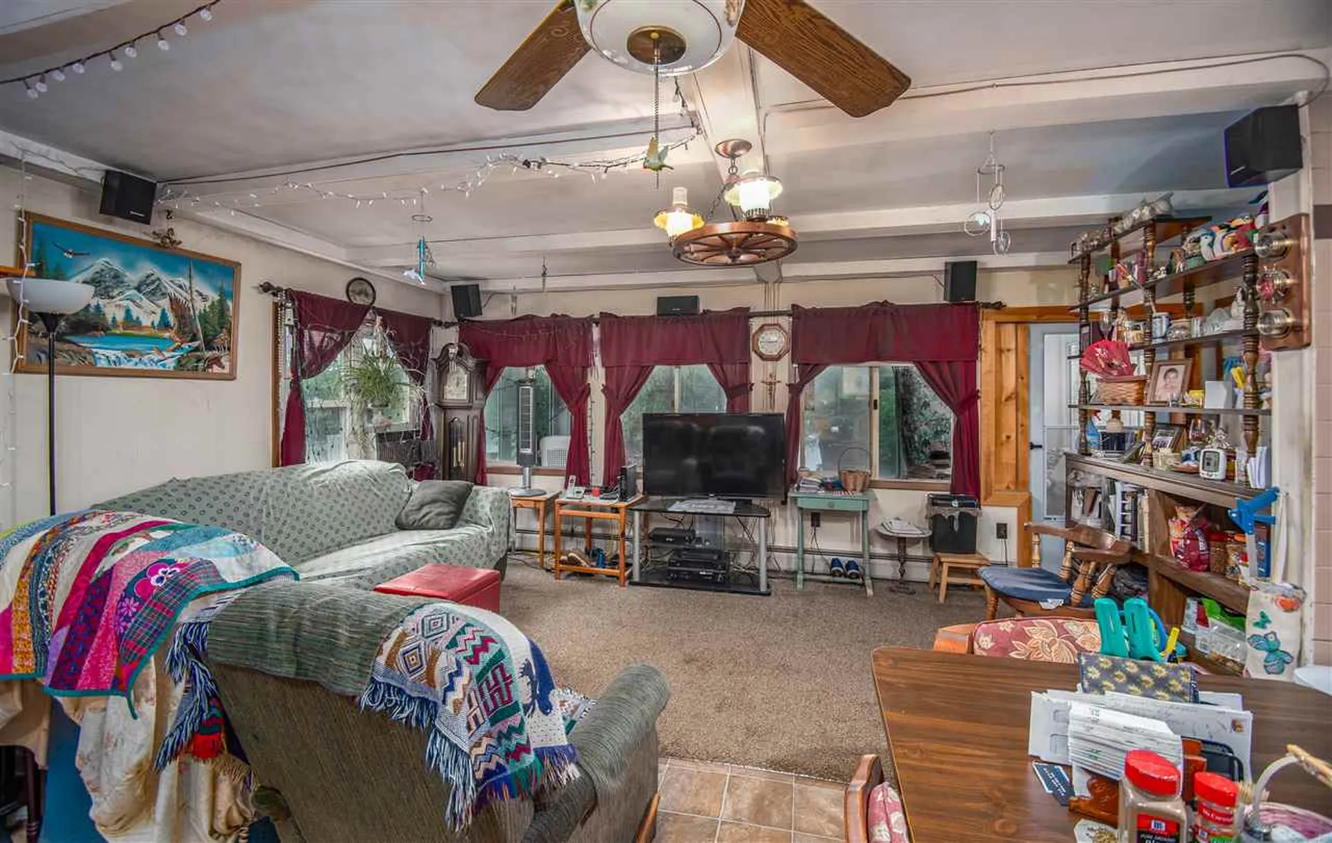 9 Fox Road Middleton NH 03887