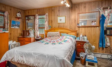 9 Fox Road Middleton NH 03887