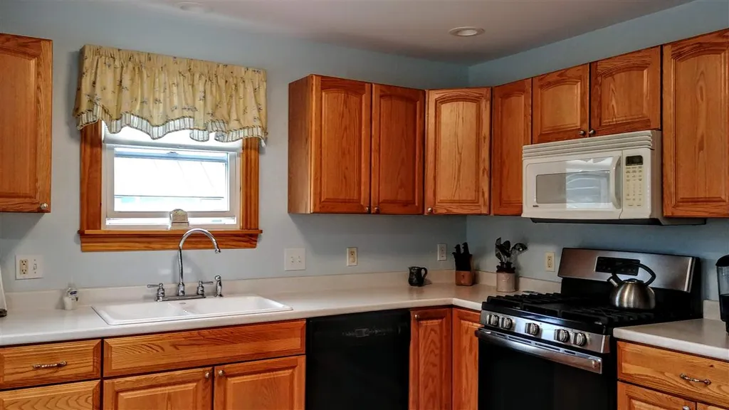 10 Hillcrest Terrace Waterbury VT 05676
