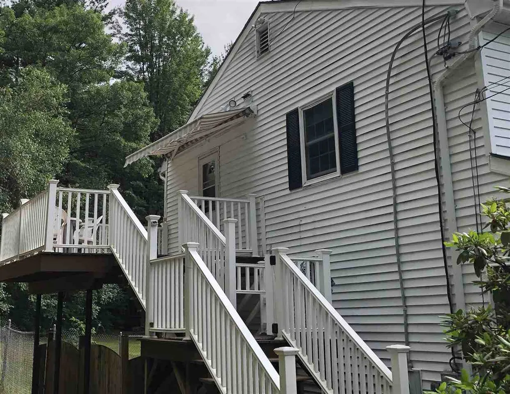 11 Highridge Trail Allenstown NH 03275