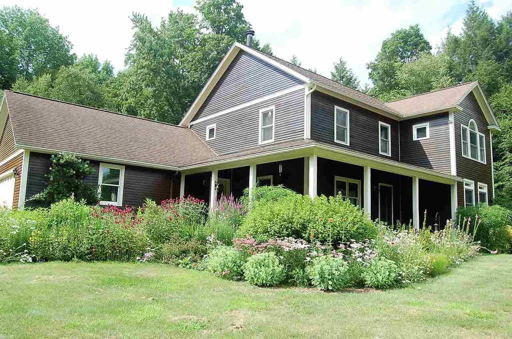 172 Stony Farm Road Fayston VT 05660