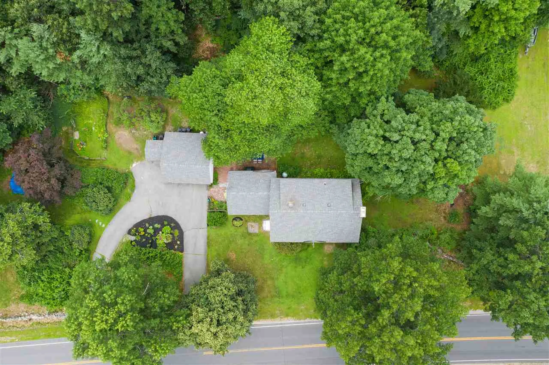 44 Mammoth Road Windham NH 03087