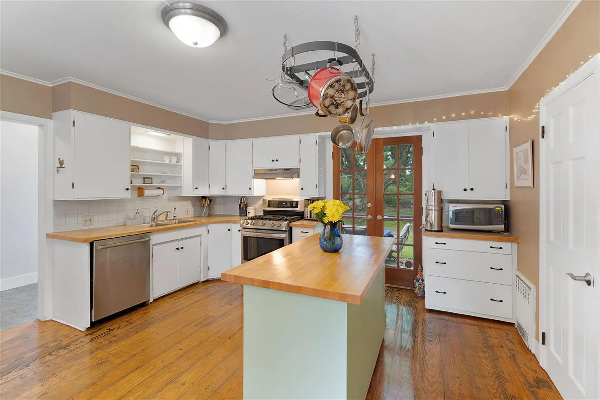 44 Mammoth Road Windham NH 03087