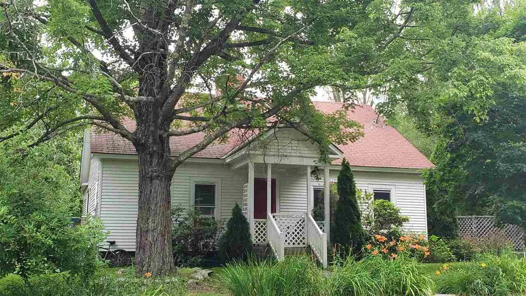 647 Washington Road Goshen NH 03752