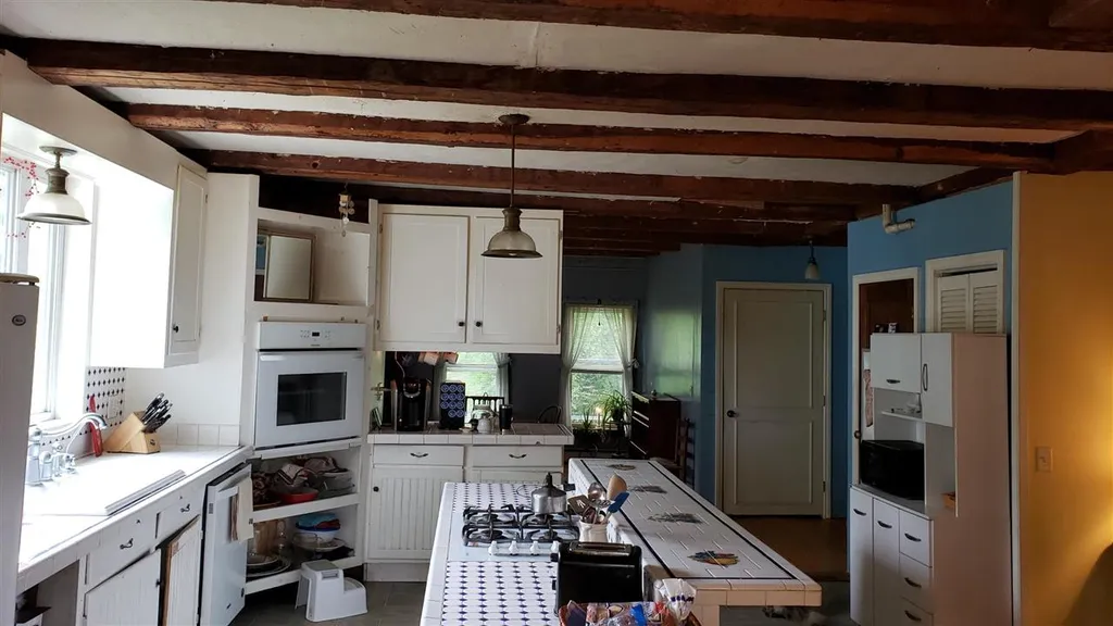 647 Washington Road Goshen NH 03752