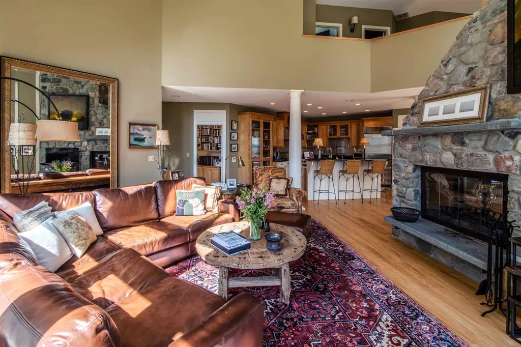 269 Thorpe Cove Road Charlotte VT 05445