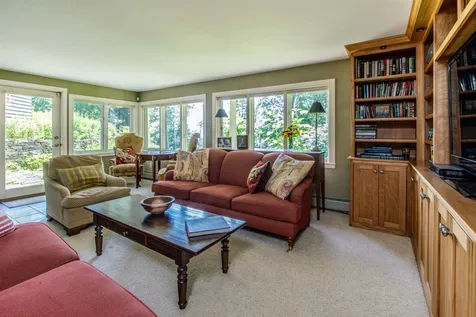 269 Thorpe Cove Road Charlotte VT 05445
