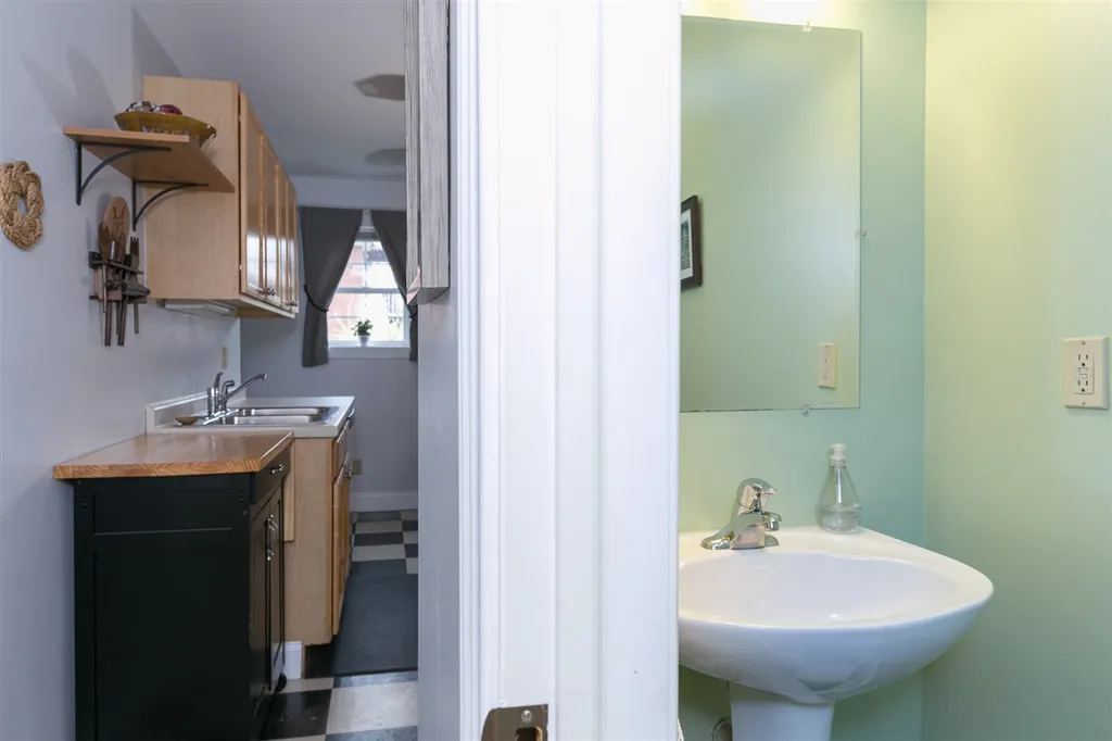 30 Hyde Street Burlington VT 05401