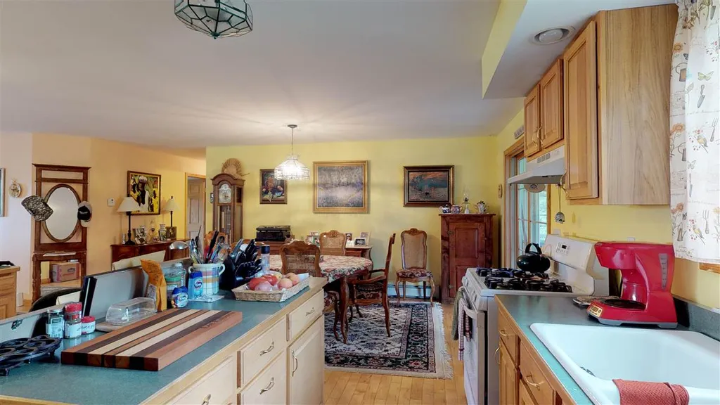5 Gardenside Lane Essex VT 05452