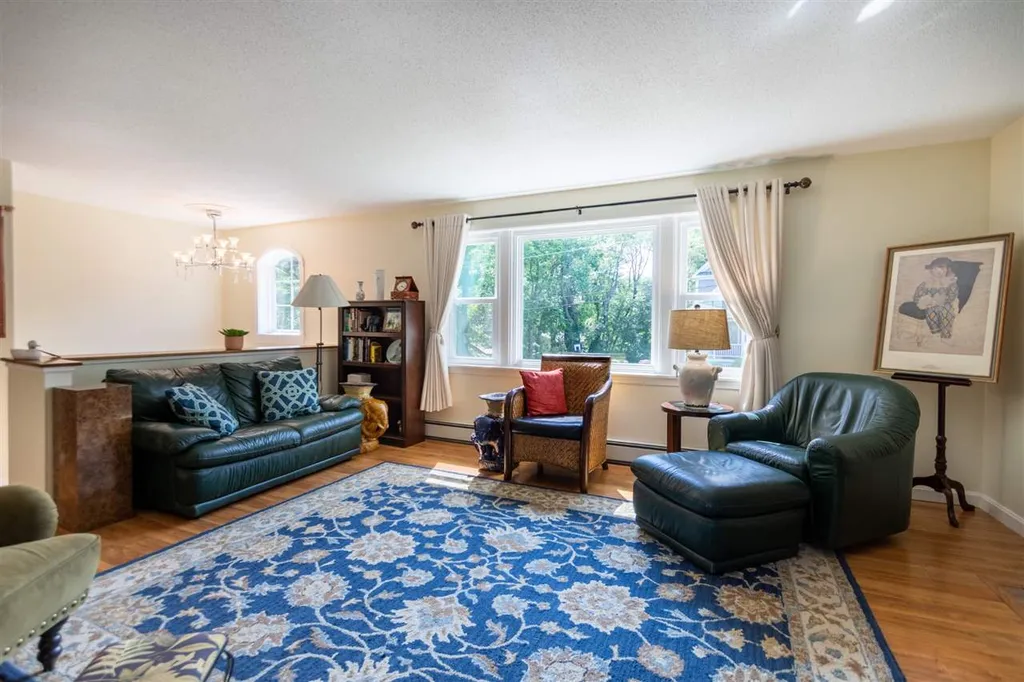 4 Little Pine Lane Exeter NH 03833