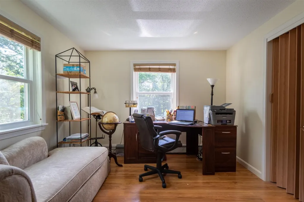 4 Little Pine Lane Exeter NH 03833