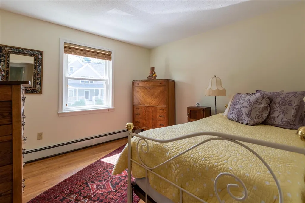 4 Little Pine Lane Exeter NH 03833