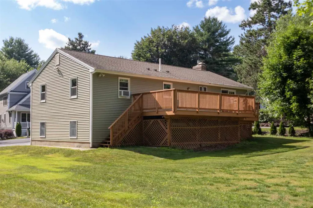 4 Little Pine Lane Exeter NH 03833