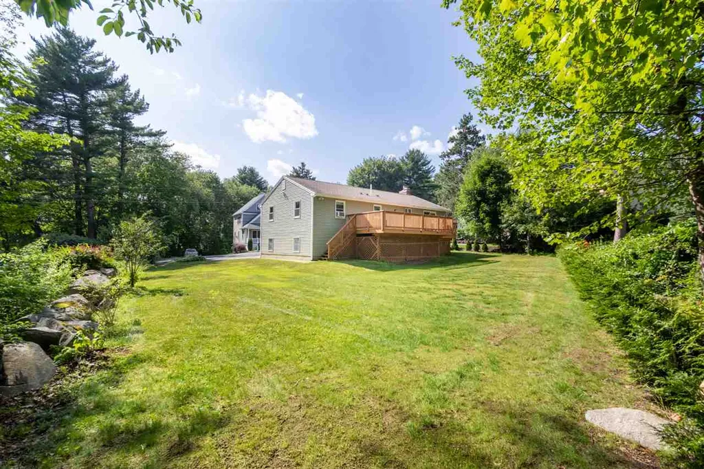 4 Little Pine Lane Exeter NH 03833